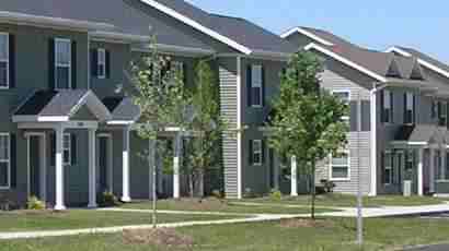 welcome seniors to the island hollow near cicero senior apartments