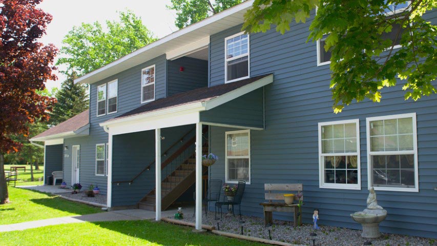 apartments near geneseo ny exterior image of brookside and genesee country family apartments from two plus four management