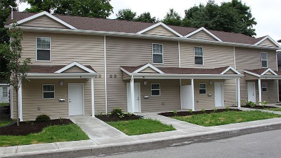 apartments near norwich ny thumbnail image of the exterior for Cobblers Square family apartments from two plus four management