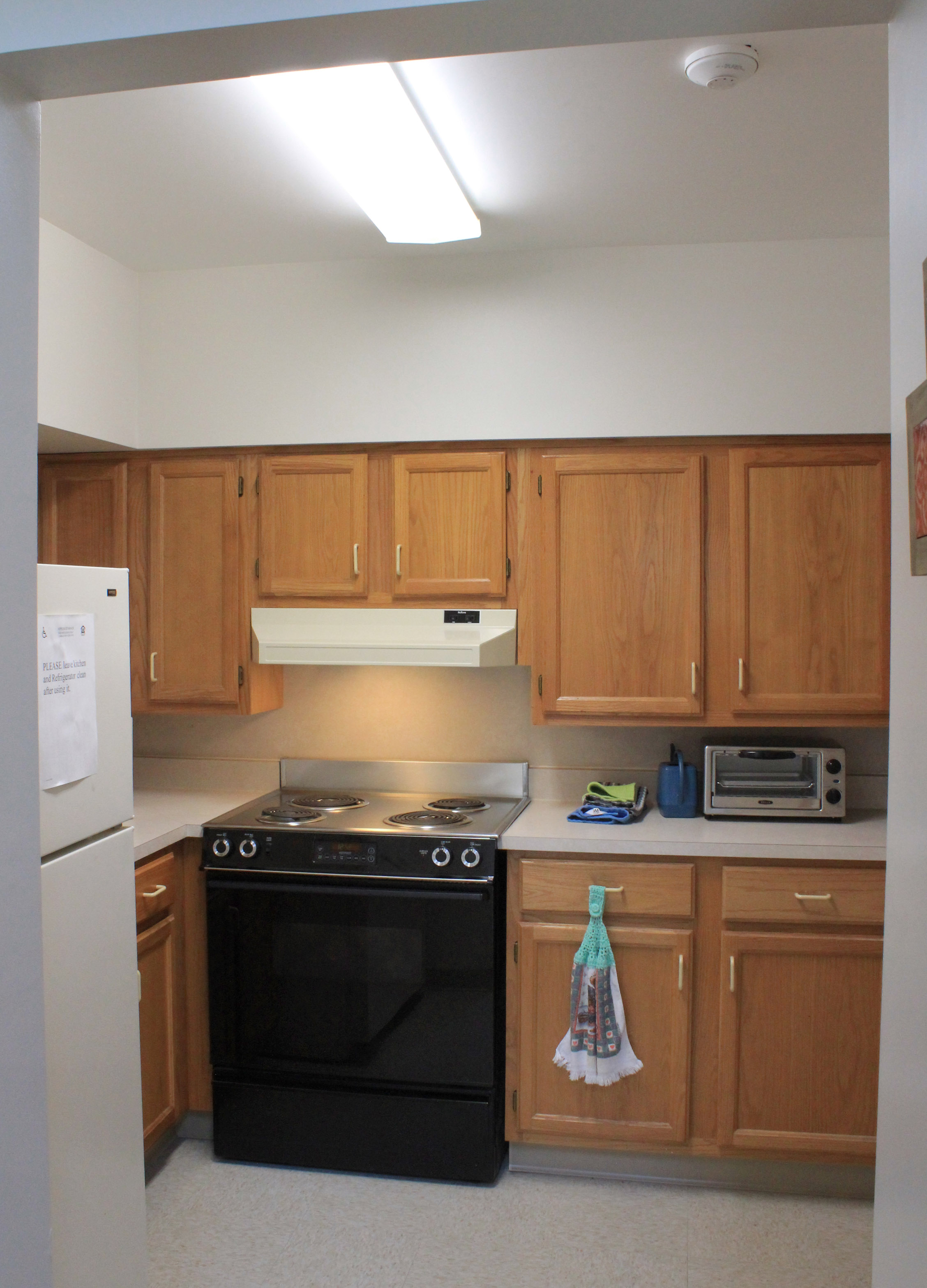 Community Room Kitchen Applewood Manor View near camillus ny