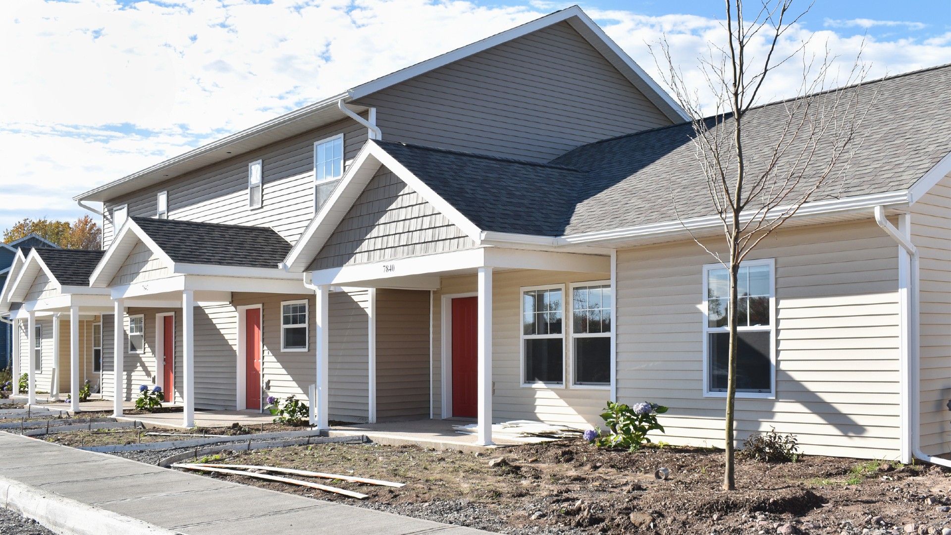 townhomes near cicero ny island hollow phase ii townhome front porch