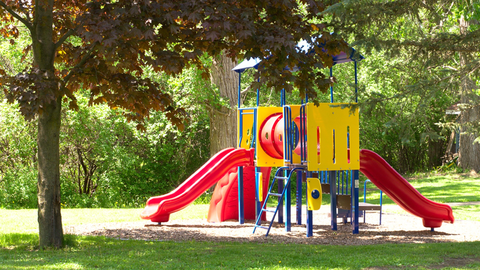 apartments near geneseo ny image of the brookside and genesee country family apartment playground managed by two plus four management