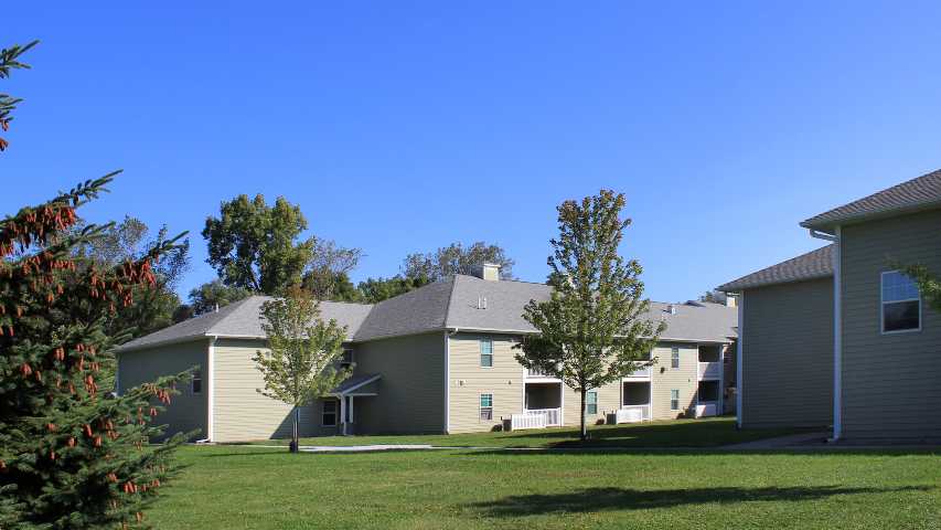 Elderly living units near north syracuse ny