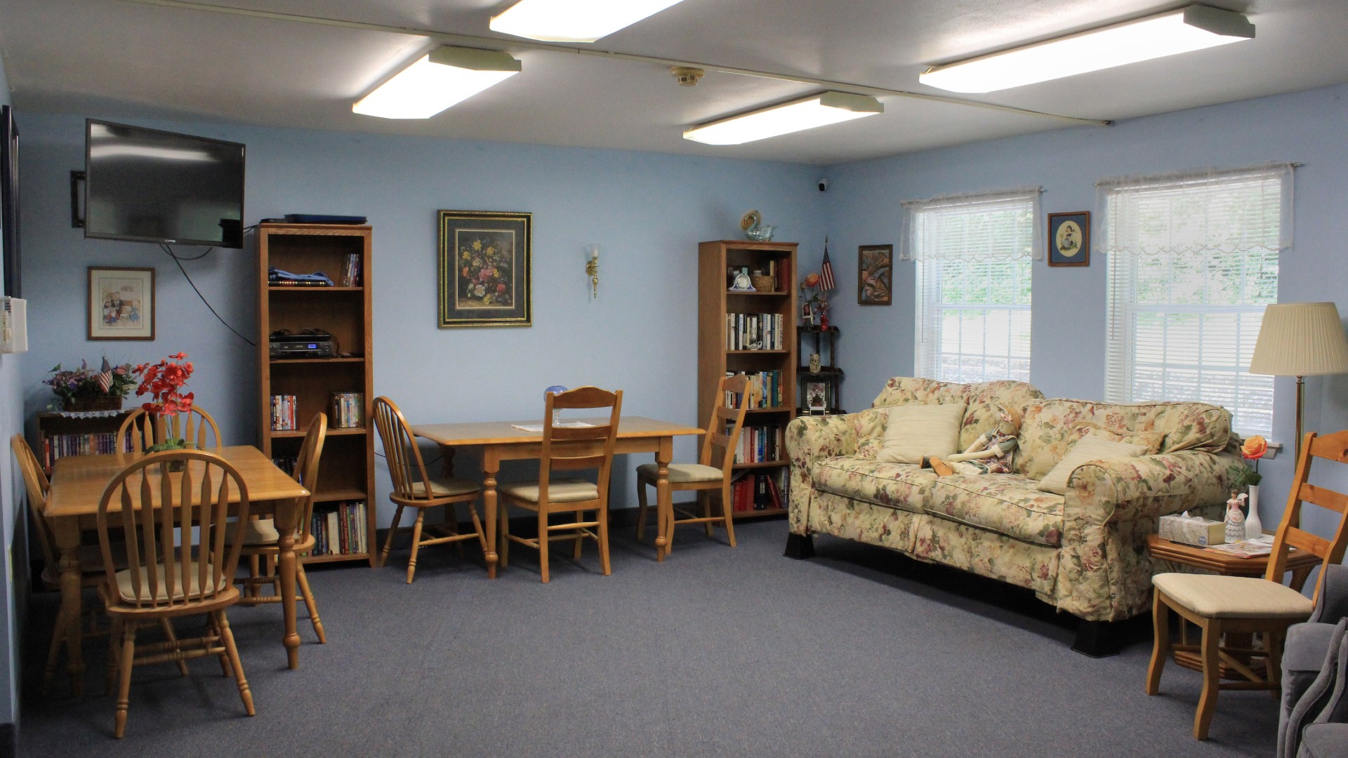 Senior Apartments near Marcellus NY image of the nine mile landing apartments community room from two plus four management