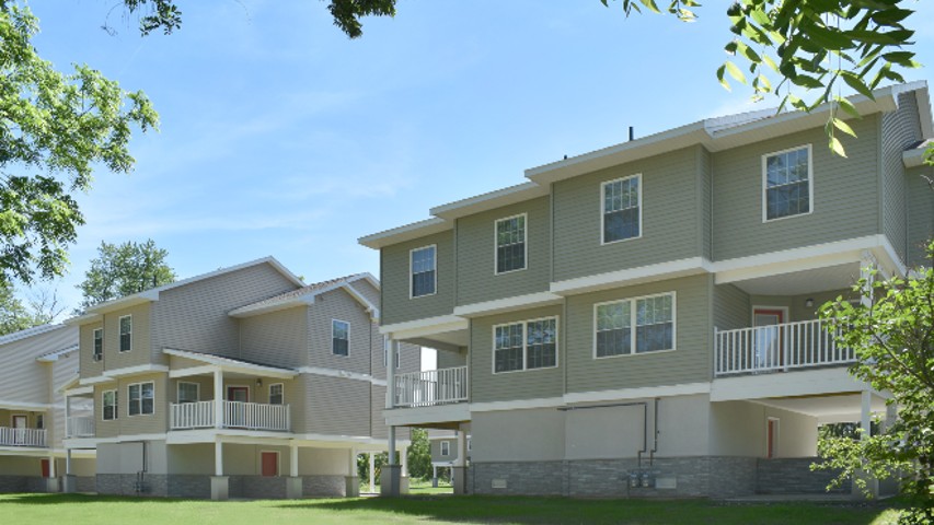 Townhomes near Johnson City NY exterior view of fairmont park family townhomes from two plus four management