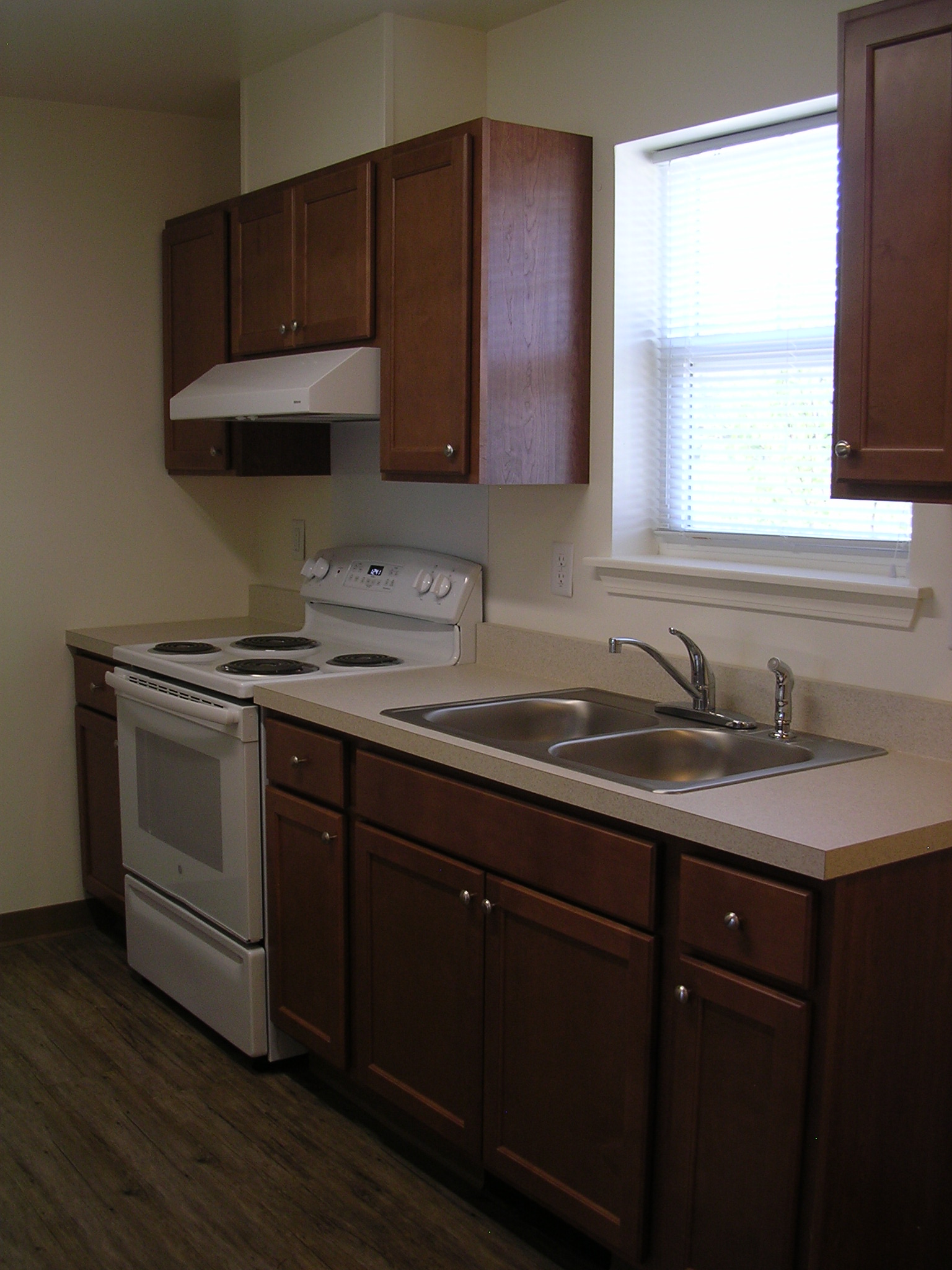 townhomes and senior apartments view of the kitchen interior at island hollow in cicero ny