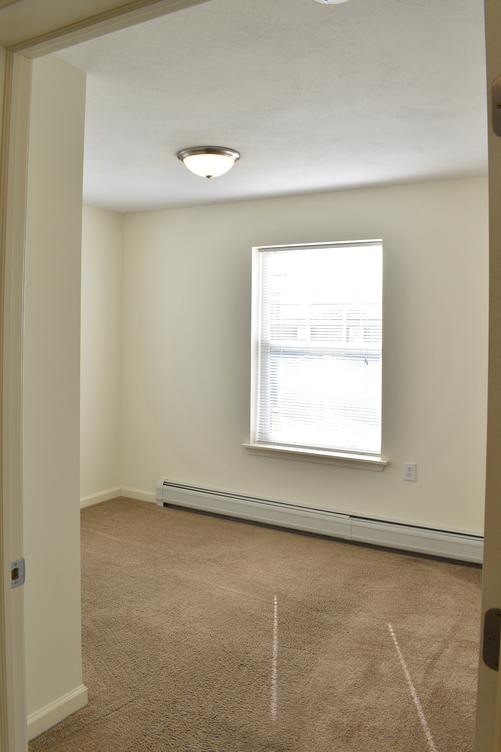 townhomes and senior apartments view of the bedroom at island hollow in cicero ny