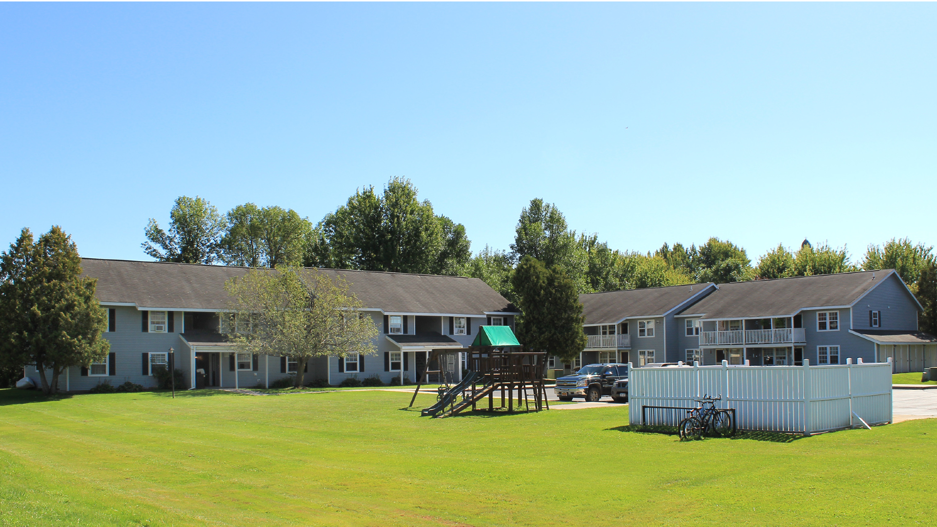 Apartments near Sackets Harbor NY image of shipyard family apartments for two plus four management