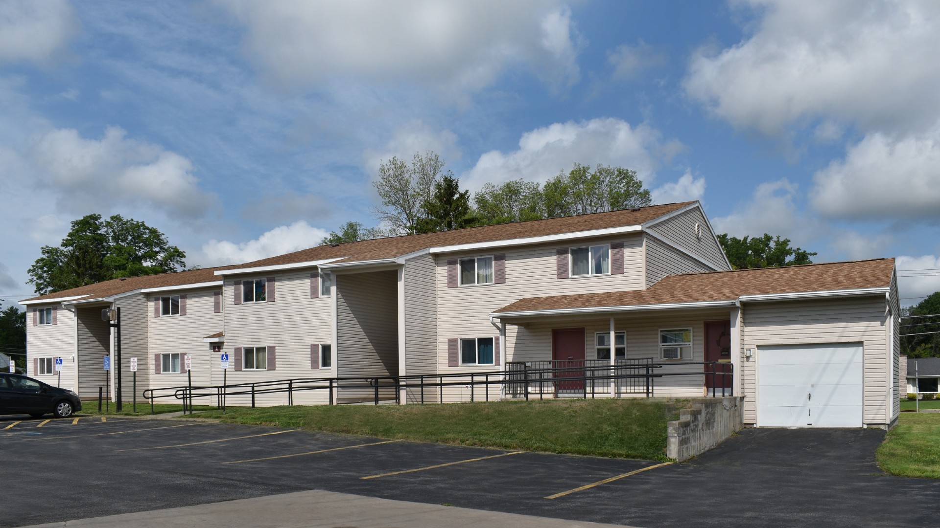 rent apartments near seneca falls ny street view of seneca falls east family apartments from two plus four management