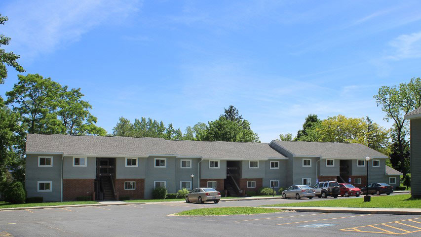 apartments near weedsport ny exterior image of village manor I apartments from two plus four construction